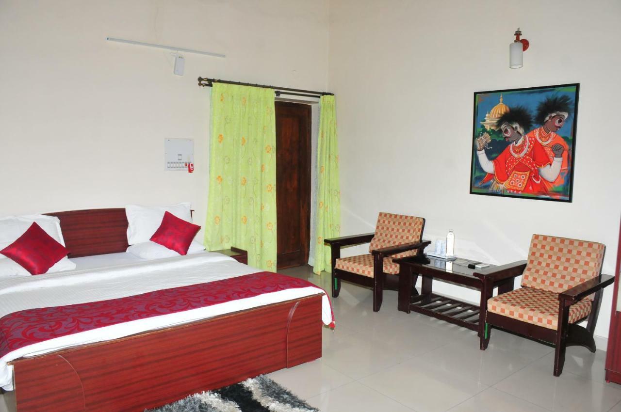 Kstdc Hotel Mayura Velapuri Belur Belur  Zewnętrze zdjęcie